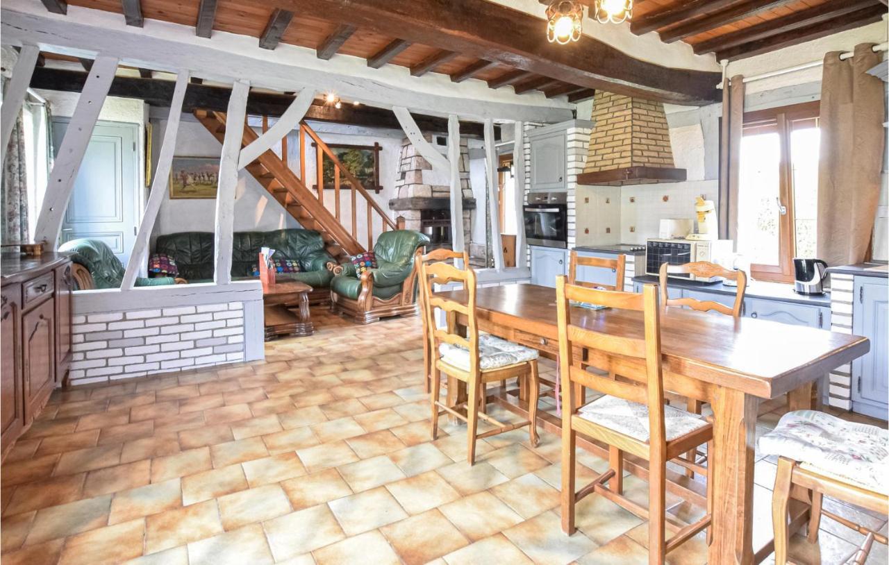 2 Bedroom Lovely Home In Marques エクステリア 写真